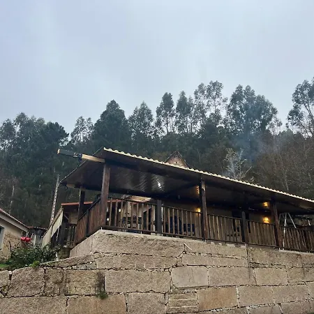 Con Anexo Rustico Holiday home *